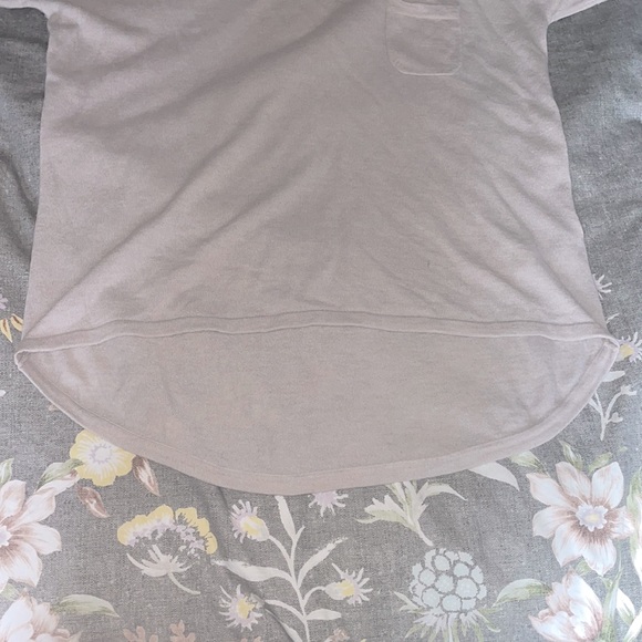 FRench Connection hi-low comfy soft tee with detailed neckline - Picture 3 of 3